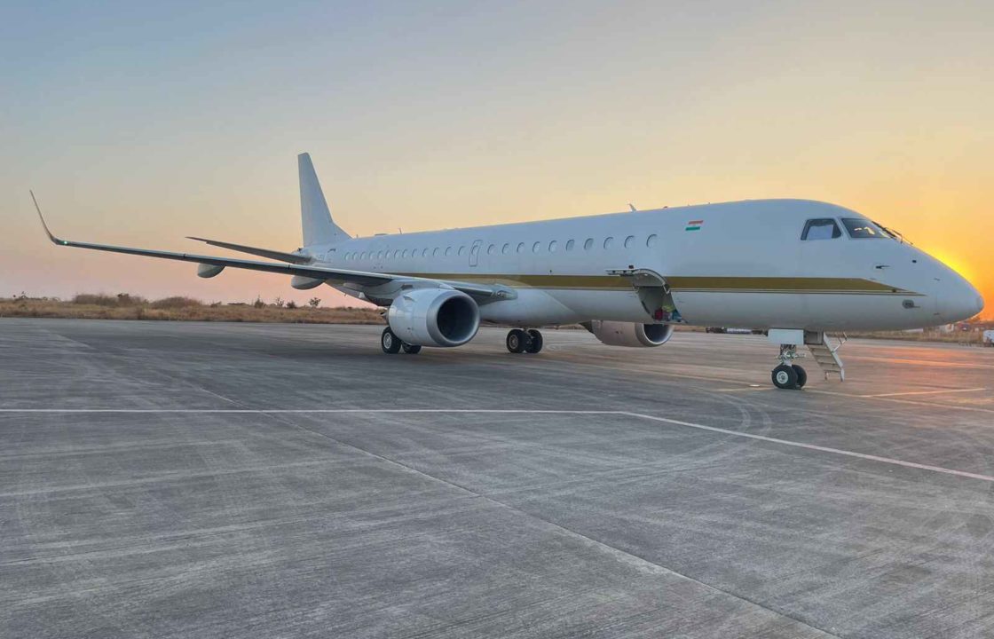 Embraer_135_BJ_Legacy_650-tten